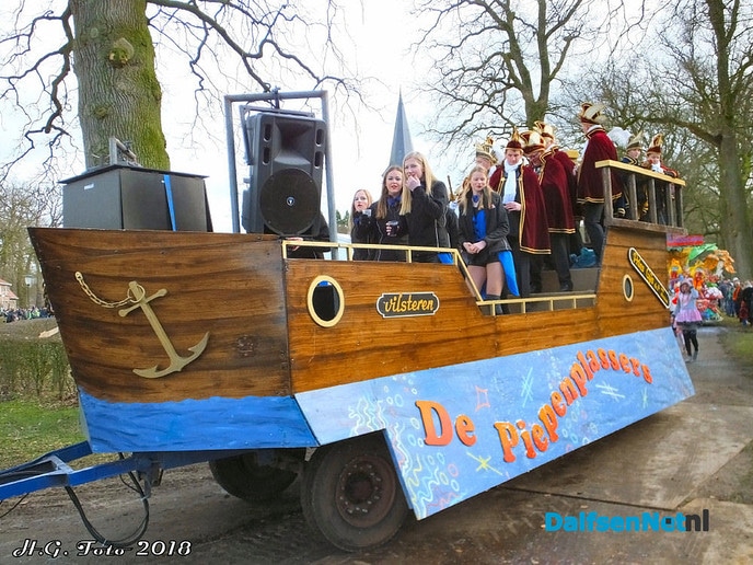 Carnaval optocht in Vilsteren was weer top! (foto update) - Foto: H.G. Foto