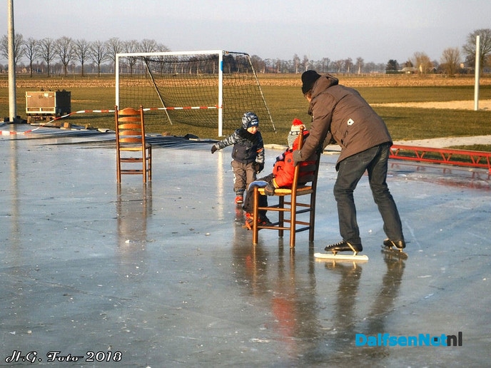 Krabbelbaantje voorzichtig uit geprobeerd. - Foto: H.G. Foto