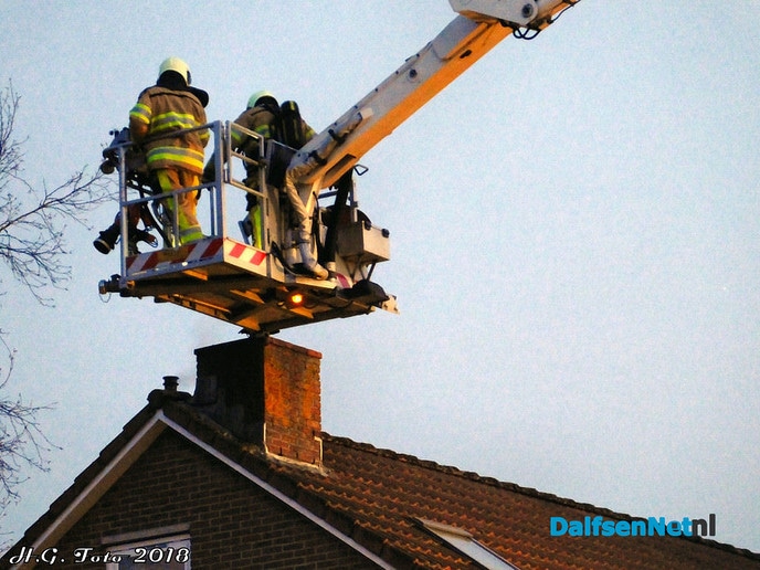 Schoorsteenbrand aan de Elskamp - Foto: H.G. Foto