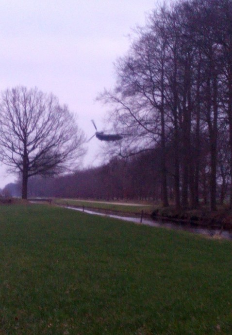 Een helikopter in de tuin? - Foto: Eigen geleverde foto