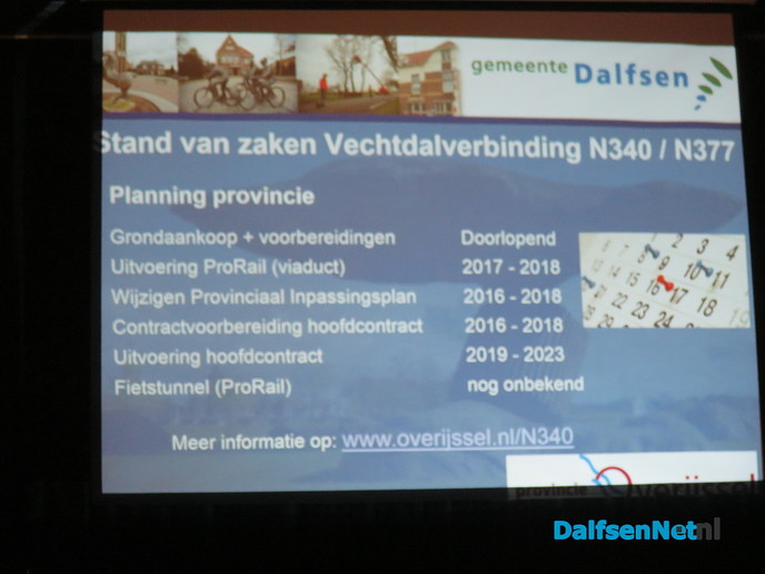 Plaatselijk belang Oudleusen en bezoek college - Foto: Wim