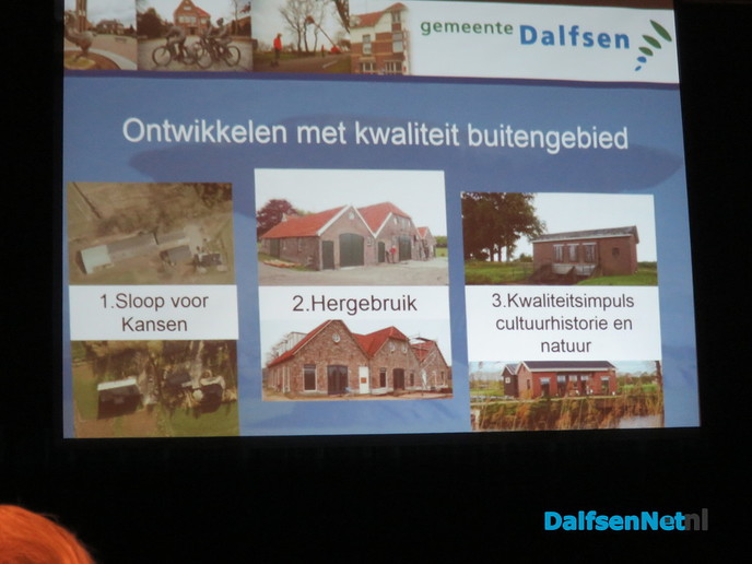 Plaatselijk belang Oudleusen en bezoek college - Foto: Wim