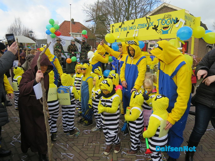 Prachtige carnavalsoptocht in Hoonhorst - Foto: Wim