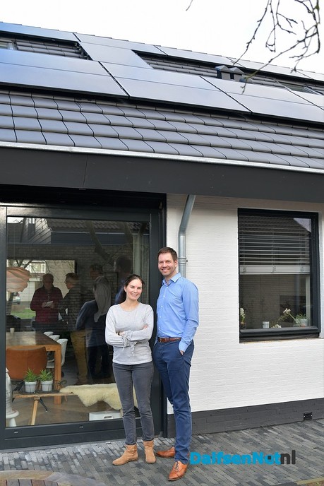 Wethouders bezoeken zuinige woning - Foto: Johan Bokma