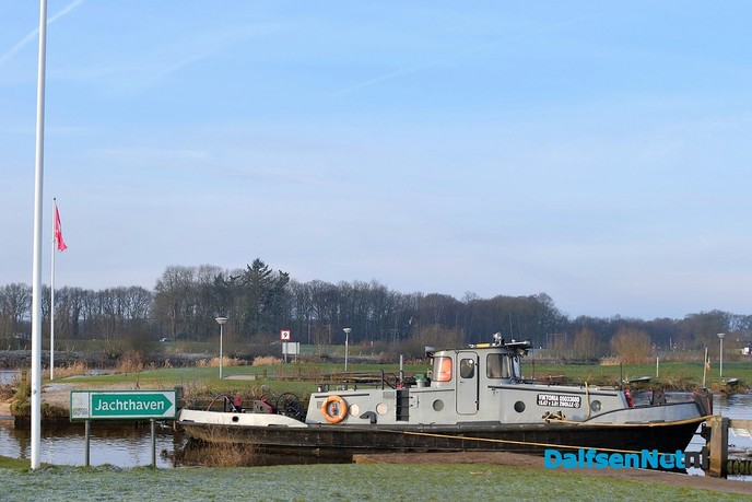 Nieuwe sluisdeuren voor Vilsteren aangekomen in Dalfsen - Foto: Johan Bokma
