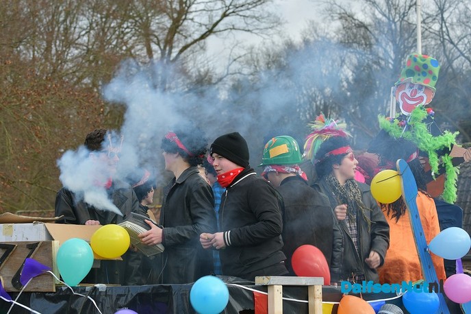 Prachtige carnavalsoptocht in Hoonhorst - Foto: Johan Bokma