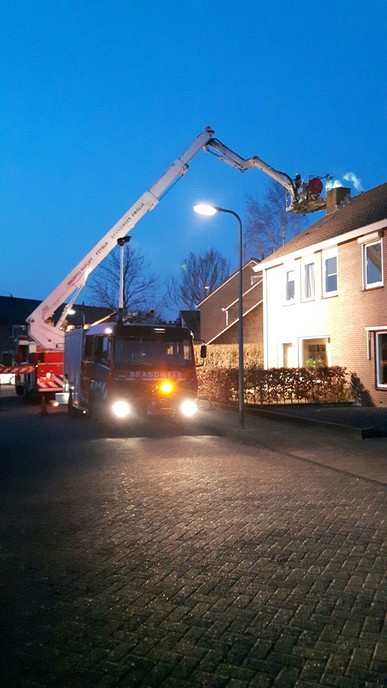 Schoorsteenbrand aan de Elskamp