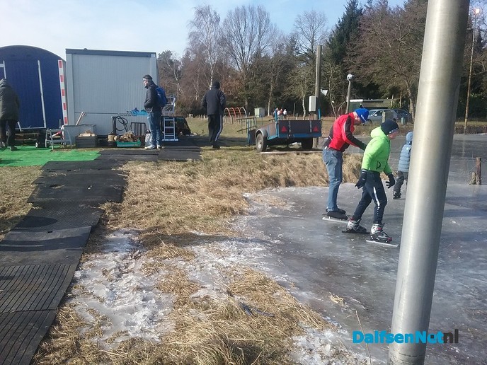 Schaatsers trotseren ijzige kou - Foto: Eigen geleverde foto