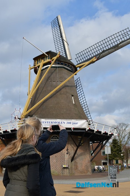 Fotowedstrijd voor kinderen met als onderwerp “De Westermolen”. - Foto: Johan Bokma