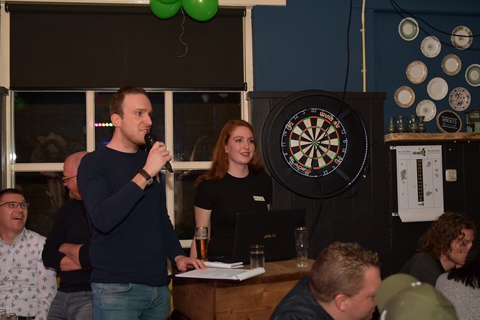 Pubquiz samen sterk voor Saskia, bij Nikki’s een geweldig succes!