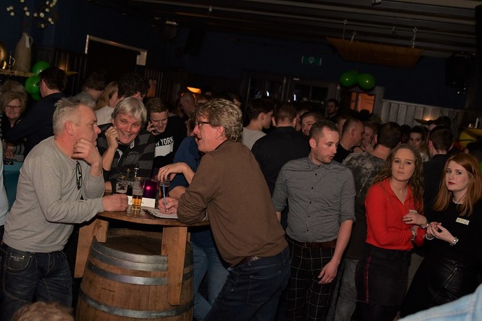 Pubquiz samen sterk voor Saskia, bij Nikki’s een geweldig succes!