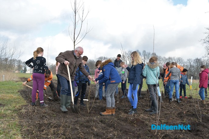 Start beplanting Petersweg tijdens Nationale Boomfeestdag 2018 - Foto: Johan Bokma