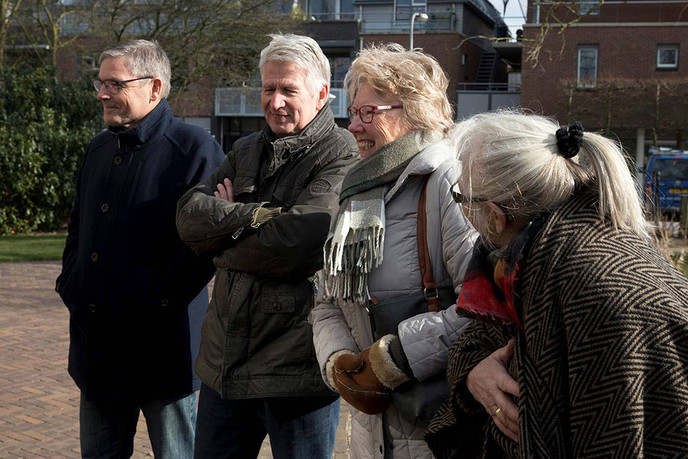 Vrijwilligers Hospice Dalfsen bieden beeld aan (update)