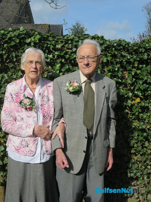 De heer en mevrouw Kuiper 60 jaar getrouwd - Foto: Wim