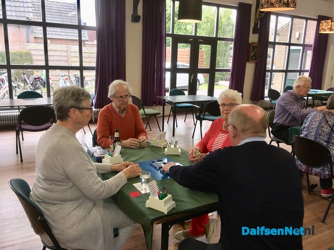Gezellig bridgen. - Foto: Ingezonden foto
