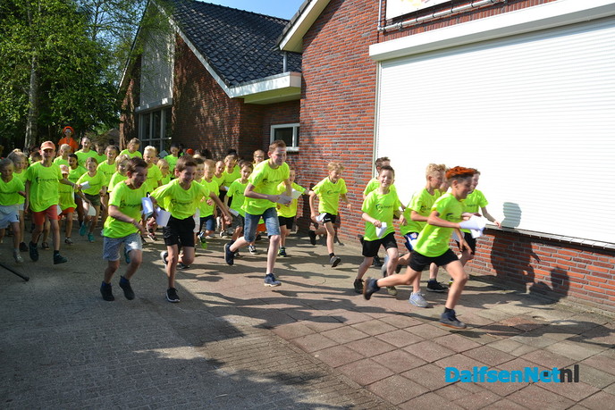 Regenboogloop tijdens de Koningsspelen - Foto: Ingezonden foto