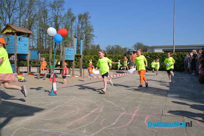 Regenboogloop tijdens de Koningsspelen - Foto: Ingezonden foto