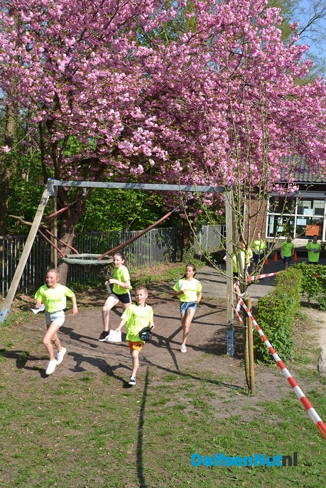 Regenboogloop tijdens de Koningsspelen - Foto: Ingezonden foto