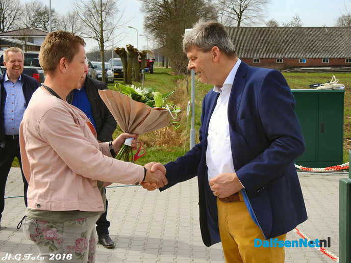 Opening evenemententerrein / Wolfsteeg en het bankje aan de Vecht - Foto: H.G. Foto