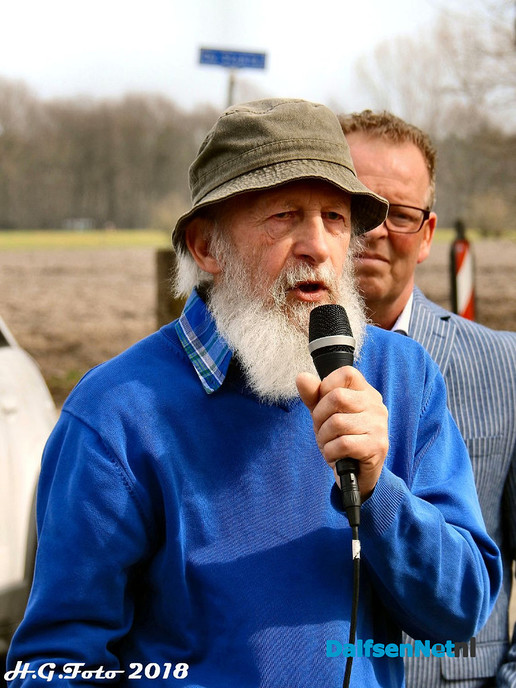 Opening evenemententerrein / Wolfsteeg en het bankje aan de Vecht - Foto: H.G. Foto