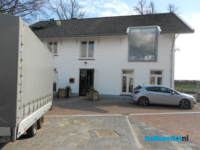 Er komt weer leven in de Witte Villa, met foto update