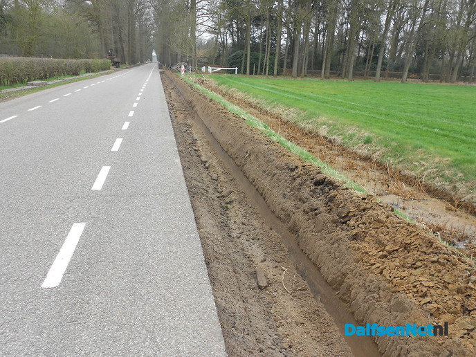 Herleggen bermkeien Heinoseweg