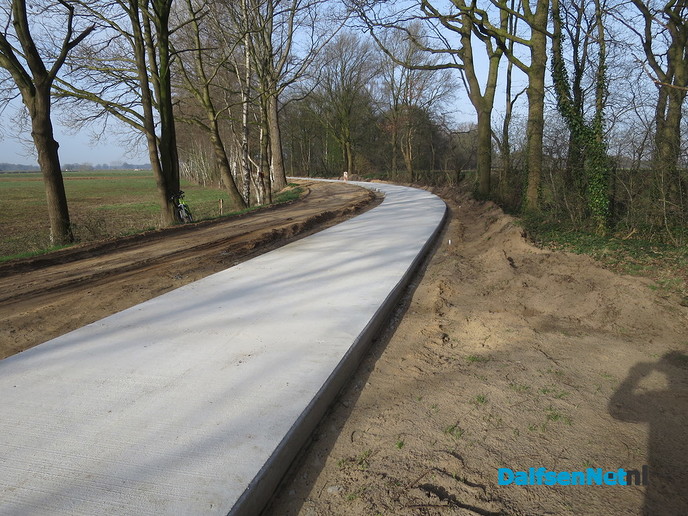 Fietspad Oude Oever, nog even geduld - Foto: Wim