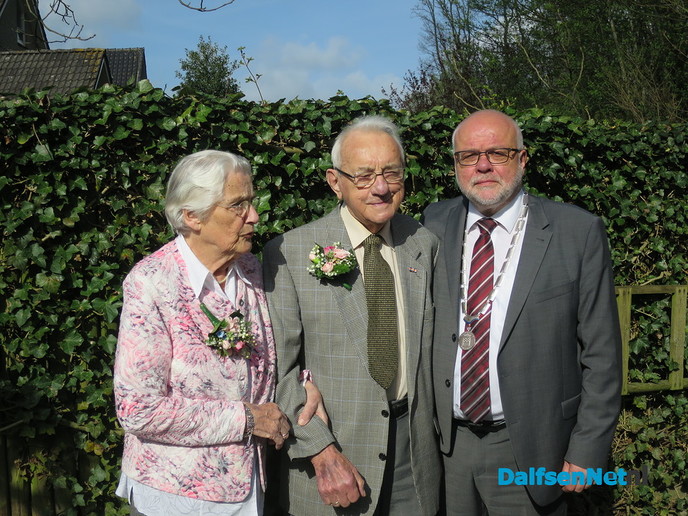 De heer en mevrouw Kuiper 60 jaar getrouwd - Foto: Wim