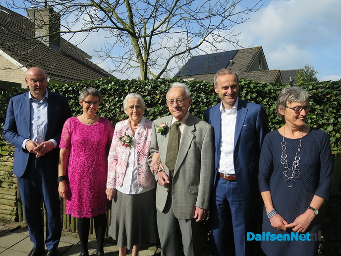 De heer en mevrouw Kuiper 60 jaar getrouwd - Foto: Wim