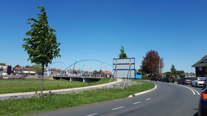 Weer gedoe met slagbomen van brug over Vecht - Foto: Eigen geleverde foto
