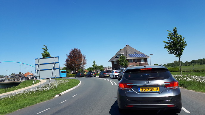 Weer gedoe met slagbomen van brug over Vecht - Foto: Eigen geleverde foto