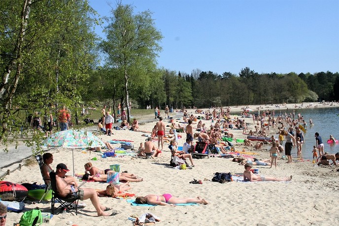 Controle op waterkwaliteit zwemplassen van start - Foto: Eigen geleverde foto