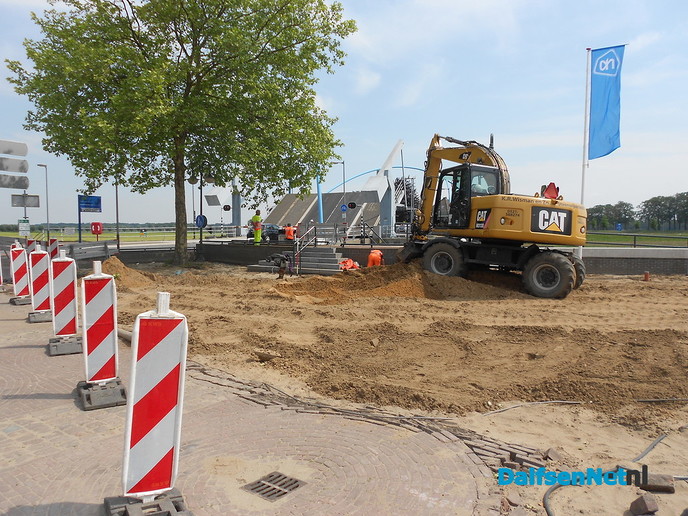 Werk aan het brugplein