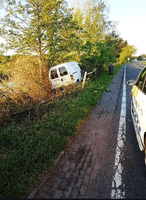 Nu al bramen plukken? - Foto: Politie Vechtdal