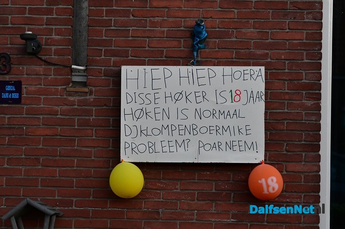 Dj klompenboermike Verhaar is 18 jaar - Foto: Johan Bokma