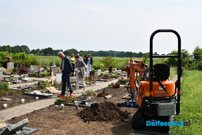 Open Dag en 25-jarig bestaan dierenbegraafplaats Vennenberg - Foto: Johan Bokma
