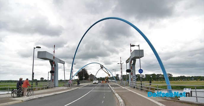 Blauwe bogen weer echt blauw - Foto: Johan Bokma
