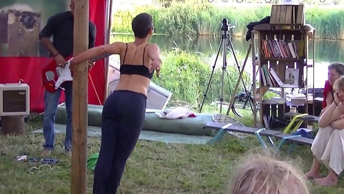 1e Festivaldag Living Village
