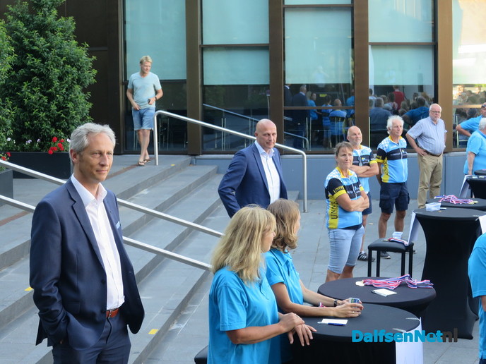 Uitreiking medailles voor de 361 deelnemende kinderen - Foto: Wim