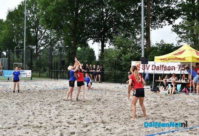 Opening beachveld Sportpark Gerner - Foto: Johan Bokma