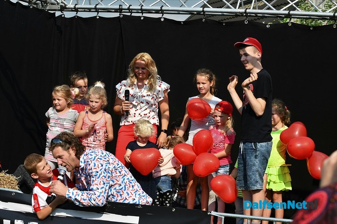 Een groot feest zondagmiddag Thuis bij Harten 10 - Foto: Johan Bokma