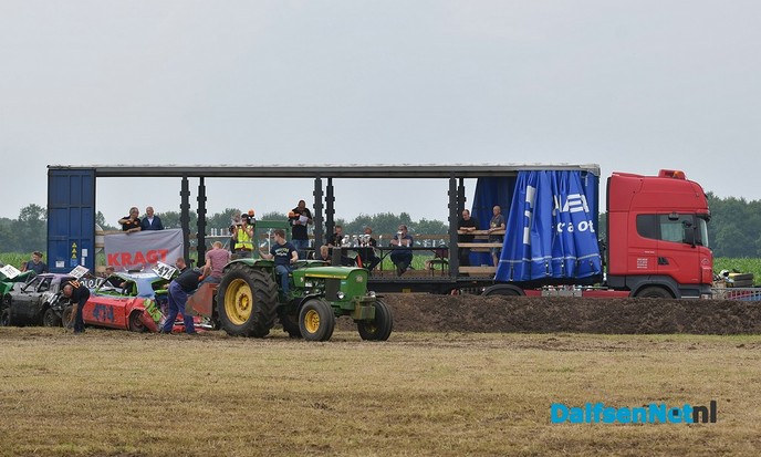 Veel nieuwe modellen auto’s na rodeo - Foto: Johan Bokma