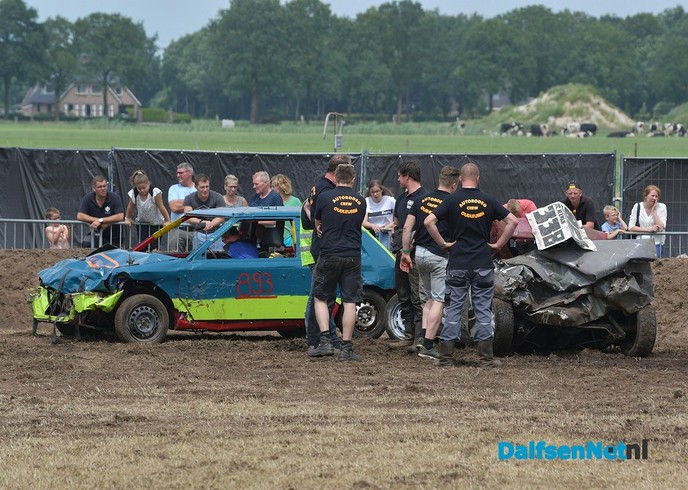 Veel nieuwe modellen auto’s na rodeo - Foto: Johan Bokma
