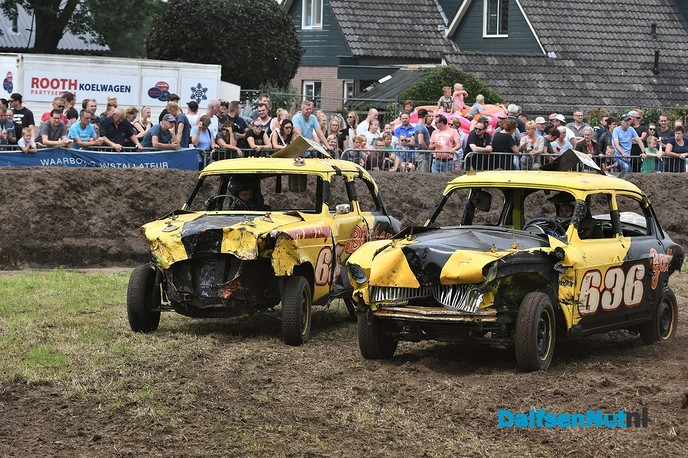 Veel nieuwe modellen auto’s na rodeo - Foto: Johan Bokma
