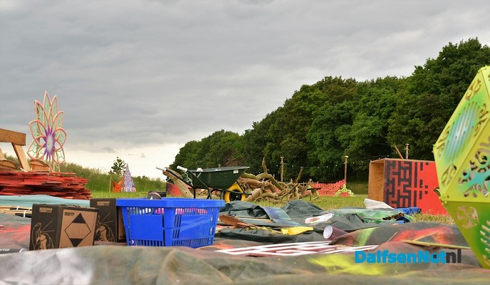 Opbouw festivalterrein zondag 17 juni - Foto: Johan Bokma