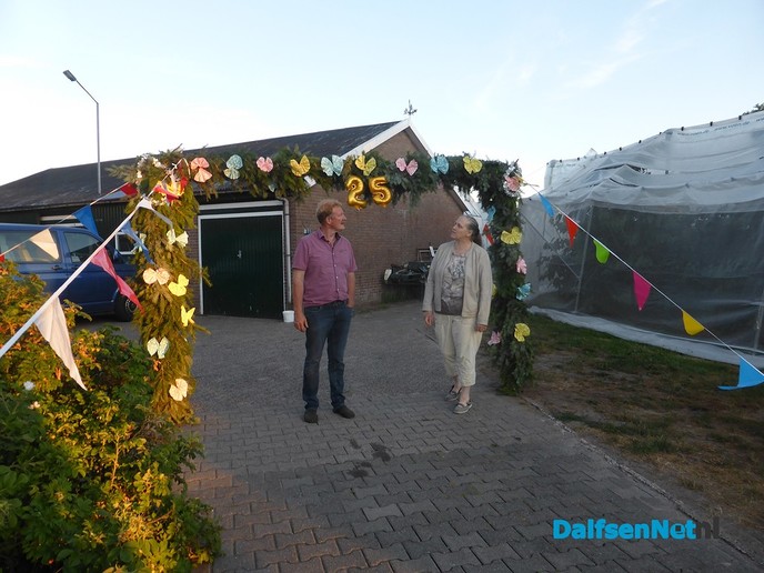 Ernie en Joke 25 jaar getrouwd - Foto: Ingezonden foto