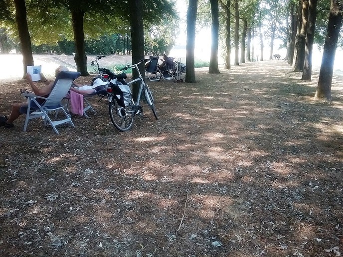 Verkoeling zoeken - Foto: Eigen geleverde foto