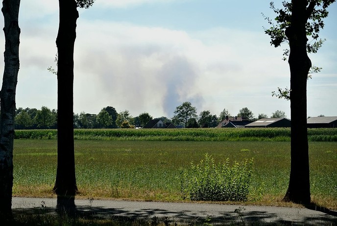 Heidebrand op schietterrein Defensie in Gelderse Oldebroek - Foto: Niels Jansen
