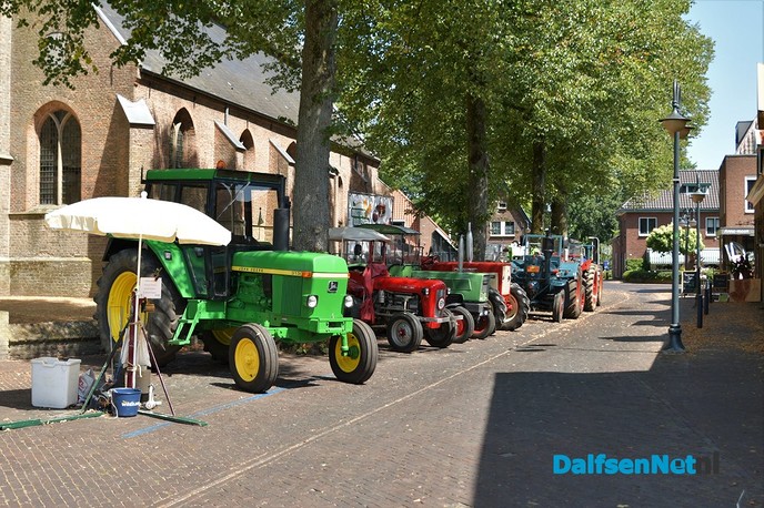 Blauwe Bogen Dag zucht onder de warmte - Foto: Johan Bokma