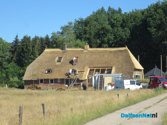 Boerderij De Sticke ondergaat een forse opknapbeurt - Foto: Wim